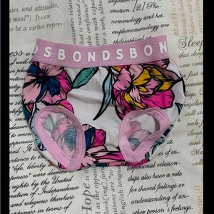 Bonds floral bloomers 3-6 months